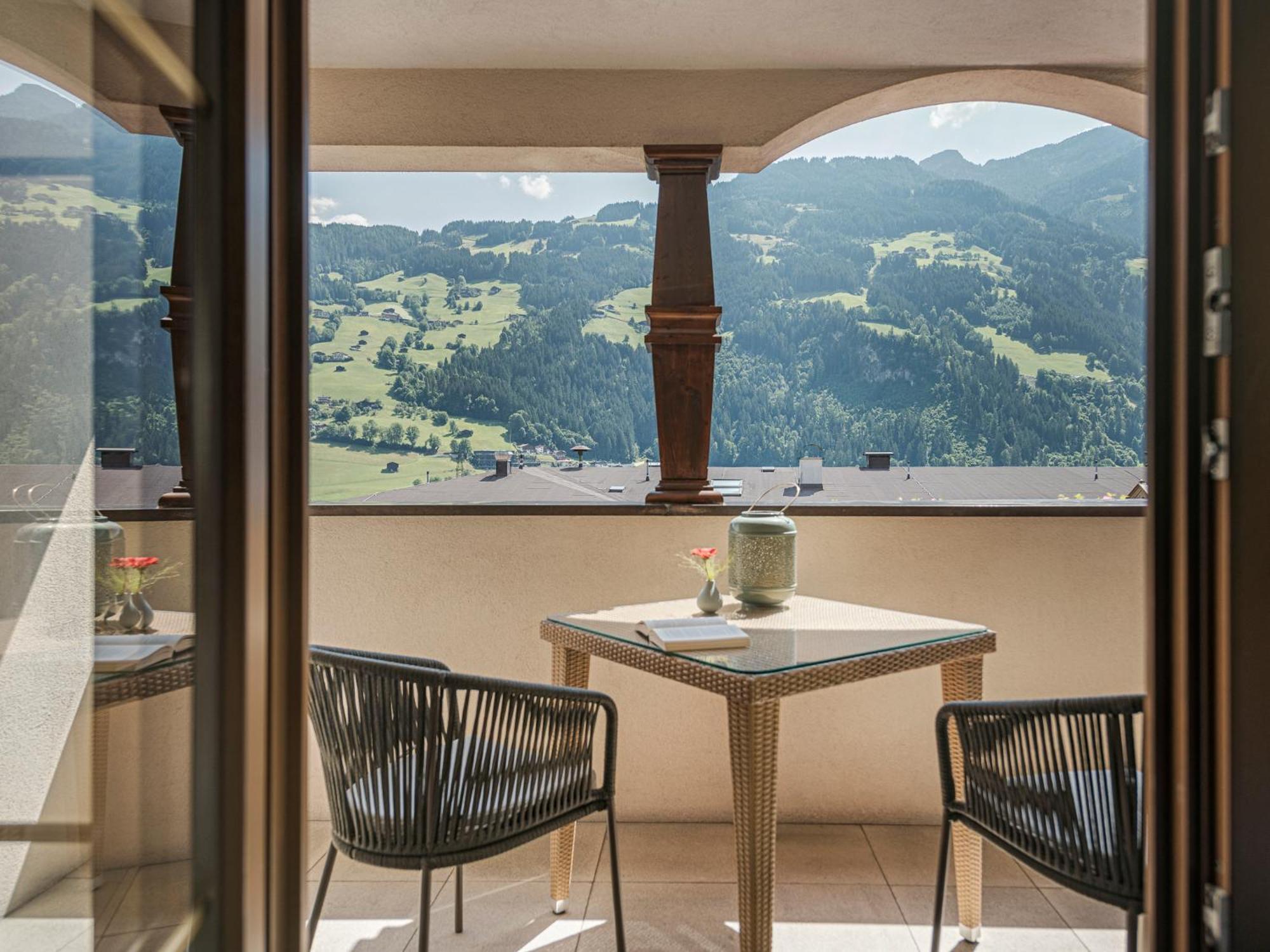 Hotel Sieghard Zillertal Hippach Exteriör bild