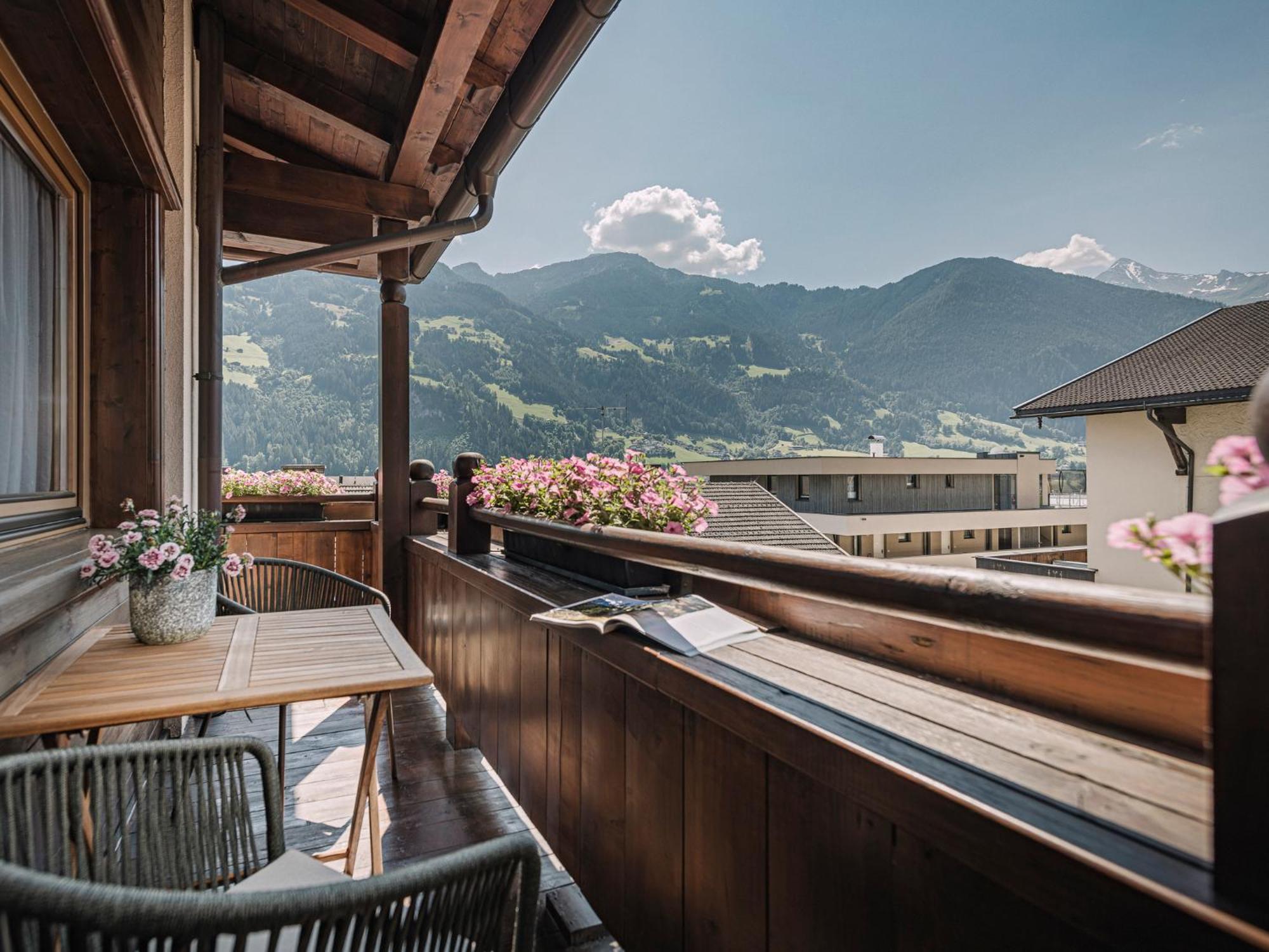 Hotel Sieghard Zillertal Hippach Exteriör bild
