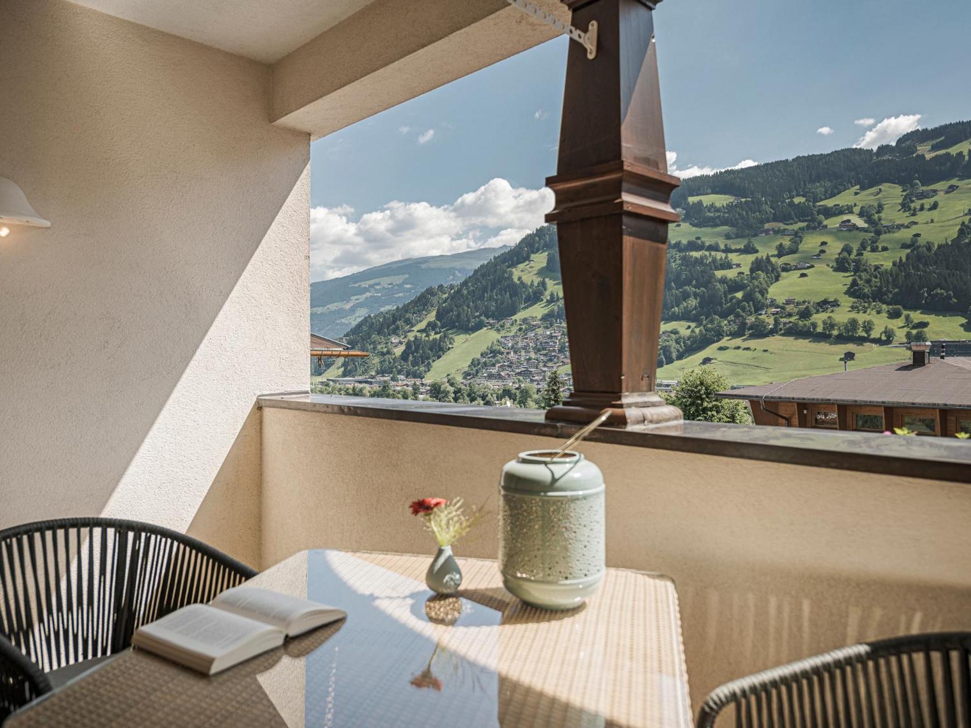 Hotel Sieghard Zillertal Hippach Exteriör bild